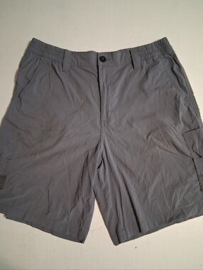 Magellan Outdoors Men's Gray Stretch Cargo Shorts Size M